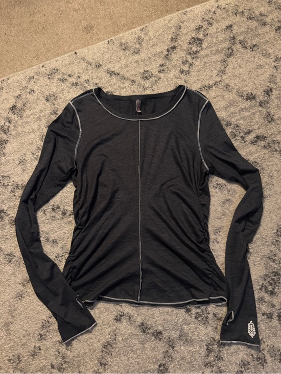 FP Movement by Free People Tops - Free People FP Movement Ruched Front Long Sleeve Stretch Tee Top